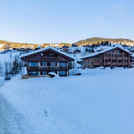 Apartment With Terrace At The Foot Of The Slopes La Clusaz Εξωτερικό φωτογραφία